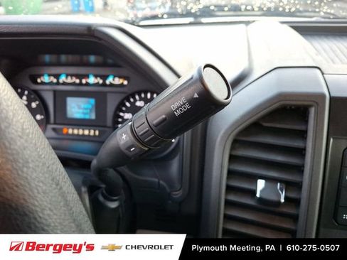 Used 2022 Ford F250 XL w/ Power Equipment Group image 16