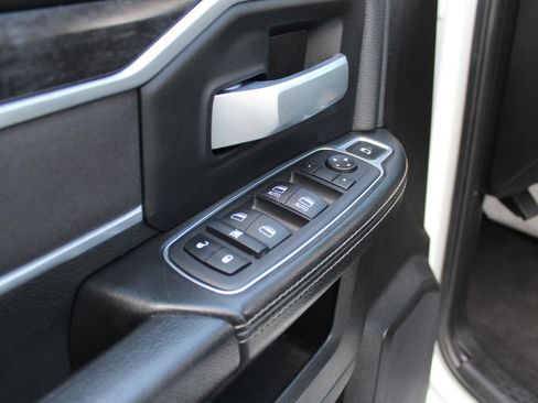 Used 2024 RAM 3500 SLT w/ Quick Order Package 2YG SLT AWD/4WD image 27