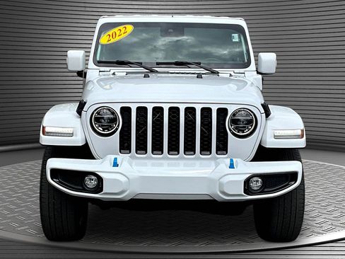 Used 2022 Jeep Wrangler Unlimited Sahara AWD/4WD image 2