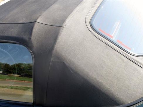 Used 2002 MAZDA MX-5 Miata SE image 25