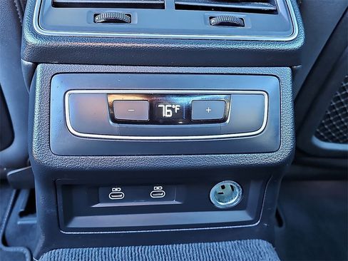 Used 2023 Audi A6 2.0T Premium image 11