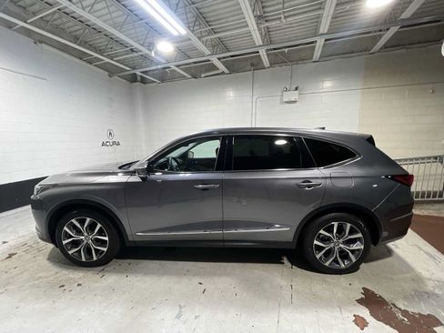 Used 2023 Acura MDX SH-AWD w/ Technology Package image 3