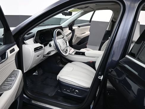 Certified 2024 Hyundai Palisade Calligraphy AWD/4WD image 14