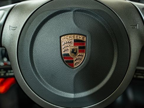 Used 2006 Porsche 911 Carrera S RWD image 36