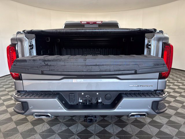 Used 2025 GMC Sierra 1500 Denali w/ Technology Package AWD/4WD image 22