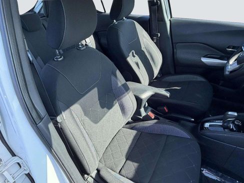Used 2020 Nissan Kicks SV FWD image 23