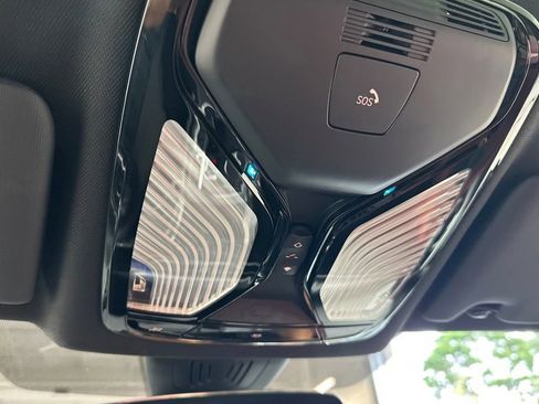 Used 2024 BMW M440i Coupe w/ Premium Package RWD image 38