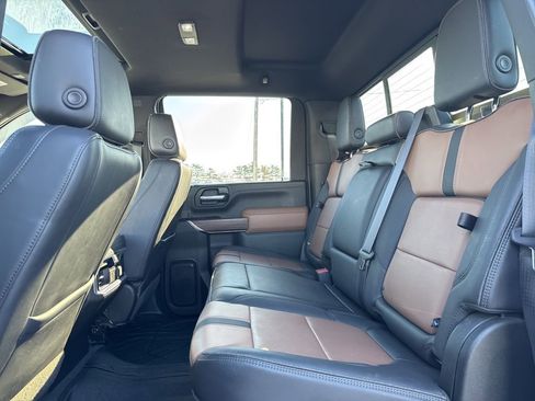 Used 2022 Chevrolet Silverado 2500 High Country w/ Z71 Off-Road Package image 19