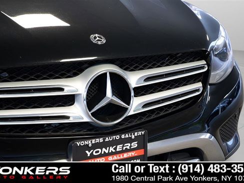 Used 2018 Mercedes-Benz GLC 300 4MATIC image 53