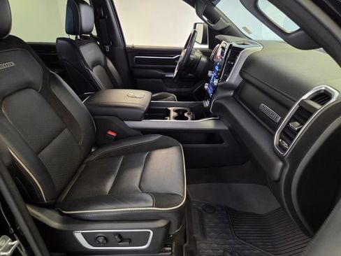 Used 2021 RAM 1500 Laramie w/ Sport Appearance Package AWD/4WD image 16