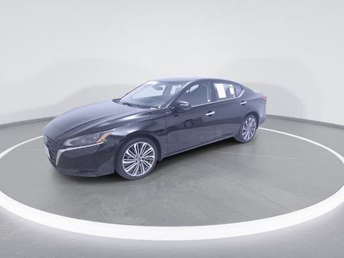 Certified 2023 Nissan Altima 2.5 SL AWD/4WD image 4
