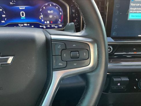 Used 2024 Chevrolet Silverado 1500 LT Trail Boss w/ Convenience Package II AWD/4WD image 11