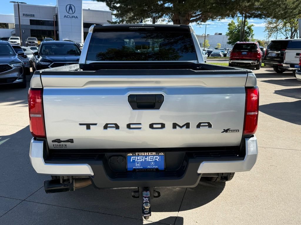 Used 2024 Toyota Tacoma SR5 AWD/4WD image 5