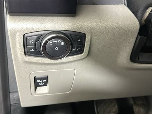 Used 2019 Ford F150 XL w/ Equipment Group 101A Mid AWD/4WD image 19