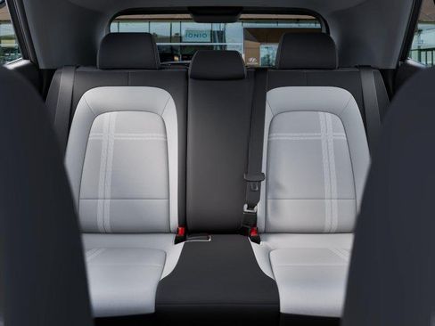 New 2026 Hyundai Venue SEL FWD image 12