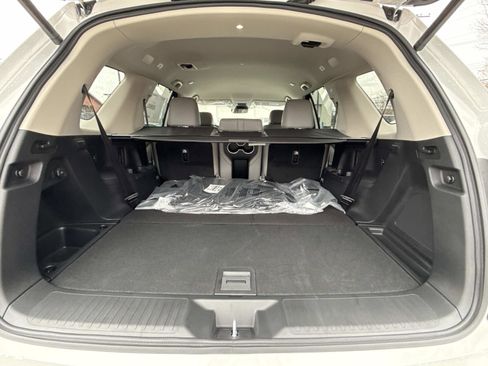 New 2025 Honda Pilot EX-L image 16