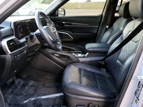 Used 2024 Kia Telluride EX X-Line AWD/4WD image 19