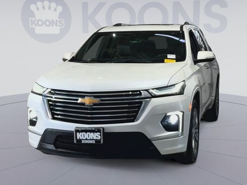 Used 2023 Chevrolet Traverse Premier AWD/4WD image 4