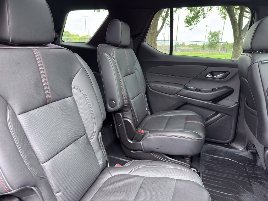 Used 2023 Chevrolet Traverse RS w/ LPO, Floor Liner Package AWD/4WD image 34