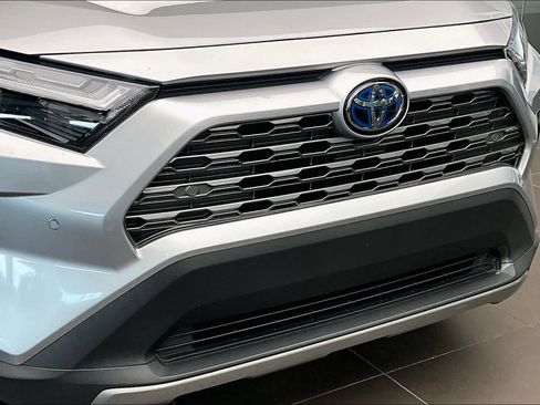 Used 2023 Toyota RAV4 Limited image 33