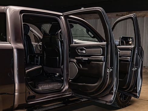 Used 2023 RAM 1500 Laramie image 26