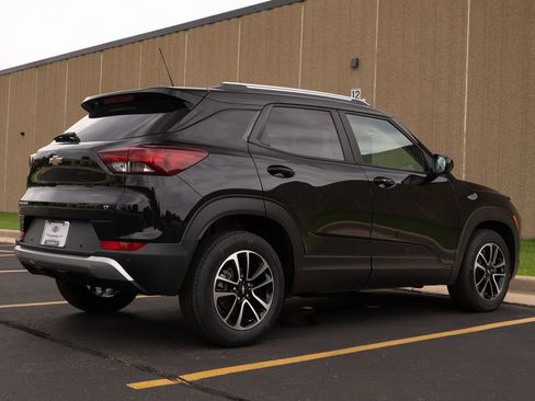 New 2026 Chevrolet TrailBlazer LT w/ Driver Confidence Package image 7