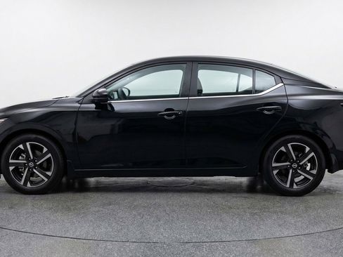Used 2025 Nissan Sentra SV FWD image 5