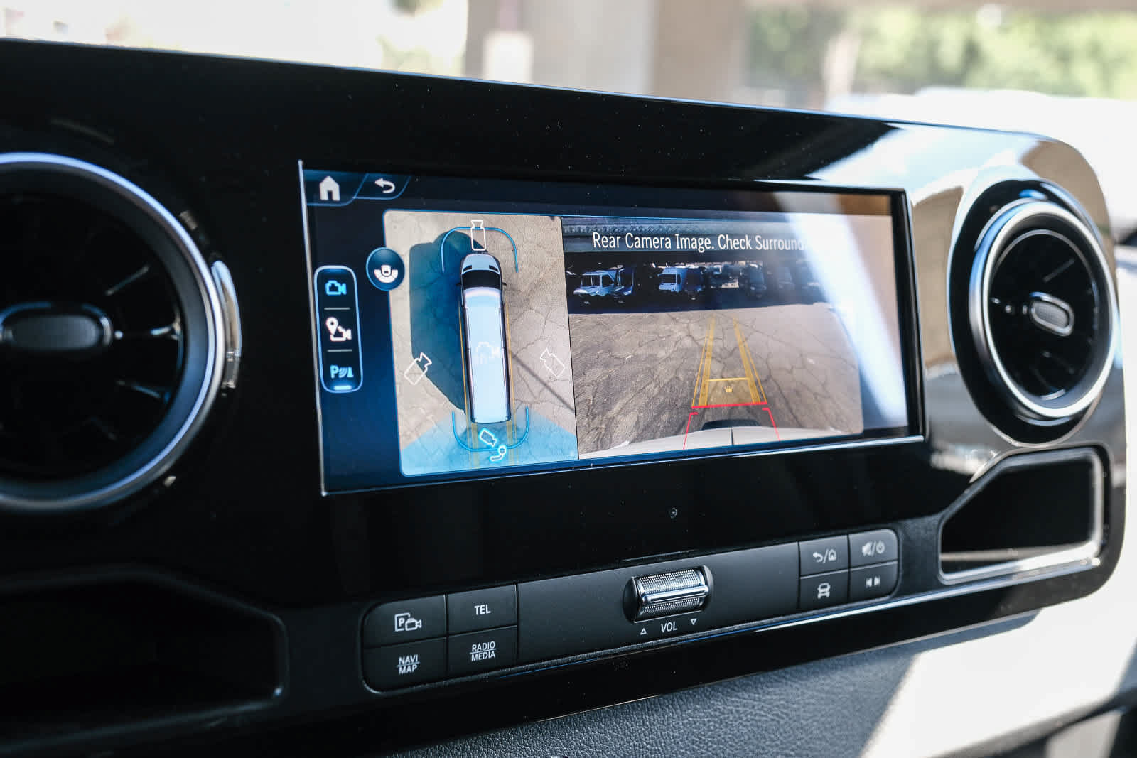 New 2025 Mercedes-Benz eSprinter 170 Cargo image 23