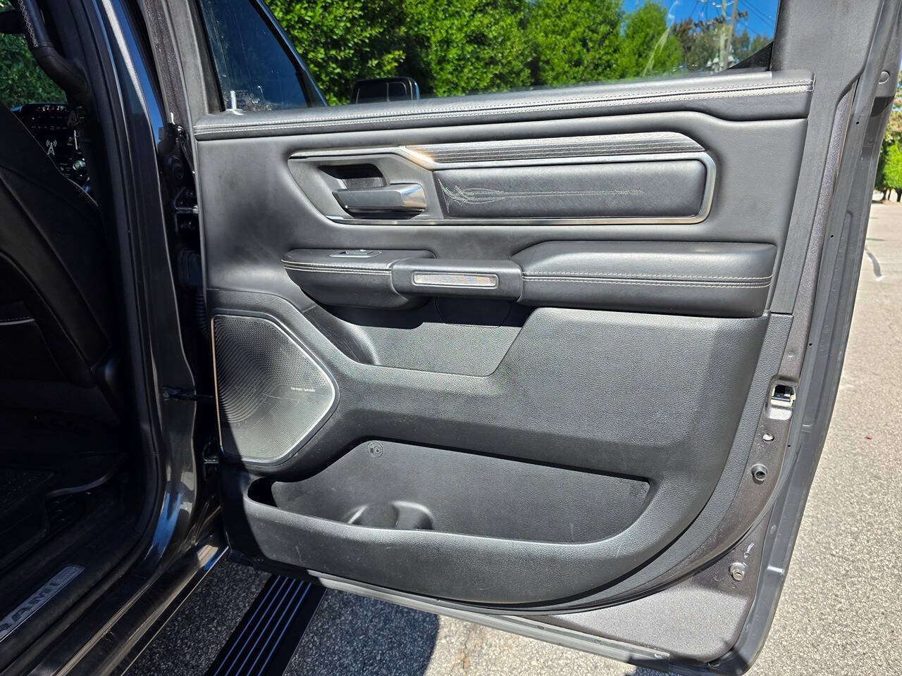 Used 2020 RAM 1500 Limited AWD/4WD image 43