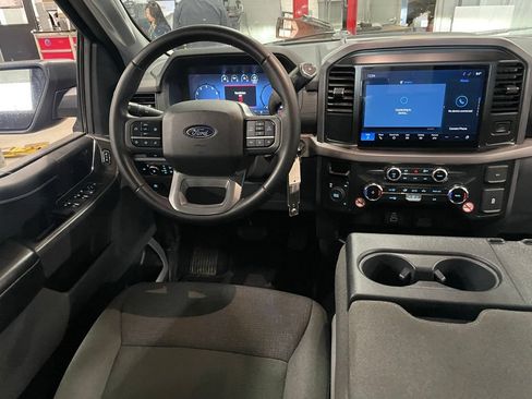 Used 2025 Ford F150 XLT w/ Equipment Group 301A Standard AWD/4WD image 9