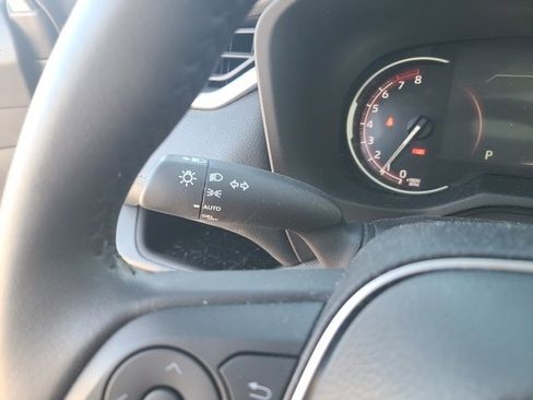 Used 2025 Toyota RAV4 XLE image 22