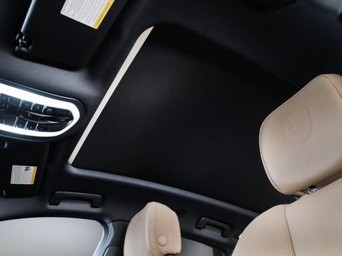 Certified 2026 Porsche Macan AWD/4WD image 25