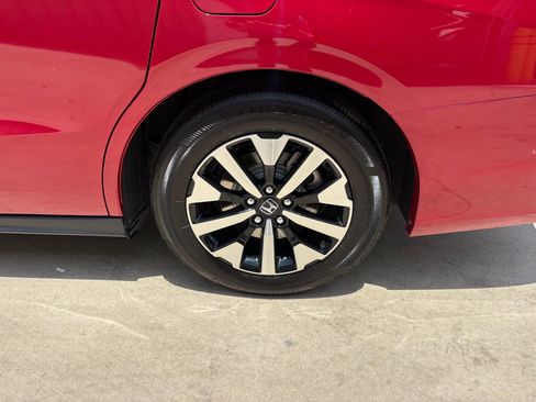 Certified 2026 Honda Odyssey EX-L image 35