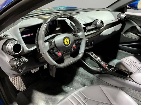 Used 2023 Ferrari 812 GTS RWD image 15