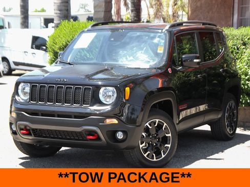 Used 2023 Jeep Renegade Trailhawk AWD/4WD image 4