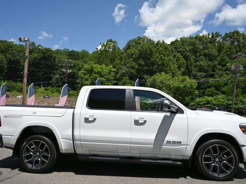 Used 2020 RAM 1500 Laramie AWD/4WD image 7