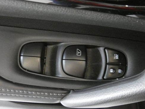 Used 2022 Nissan Rogue Sport SL w/ Premium Package AWD/4WD image 22