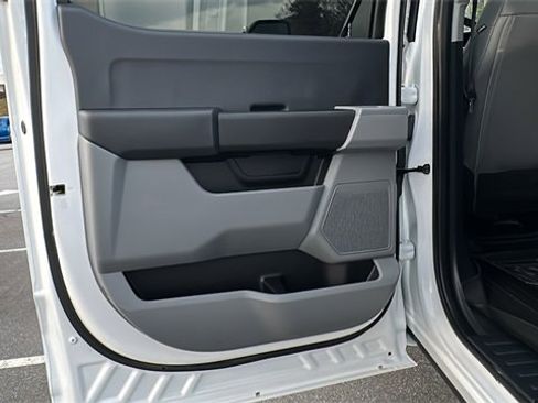 Certified 2024 Ford F250 XL w/ XL Driver Assist Package image 20