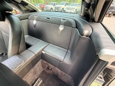Used 2011 Mercedes-Benz SL 550 image 30