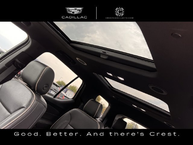 Used 2022 Chevrolet Traverse Premier w/ Redline Edition FWD image 19