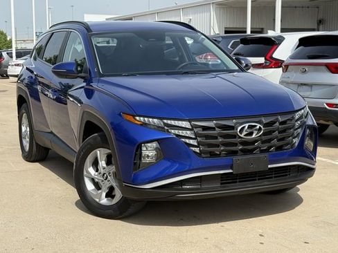 Used 2022 Hyundai Tucson SEL image 2