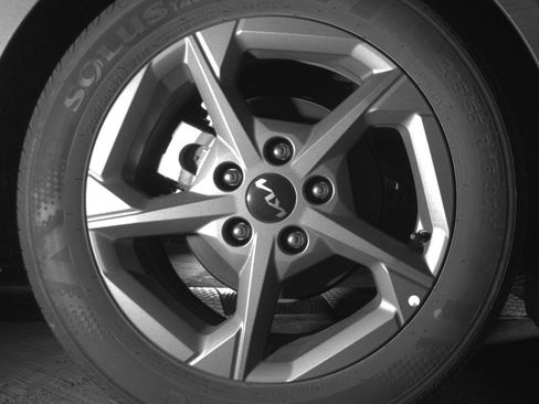 Used 2025 Kia K4 LXS image 15