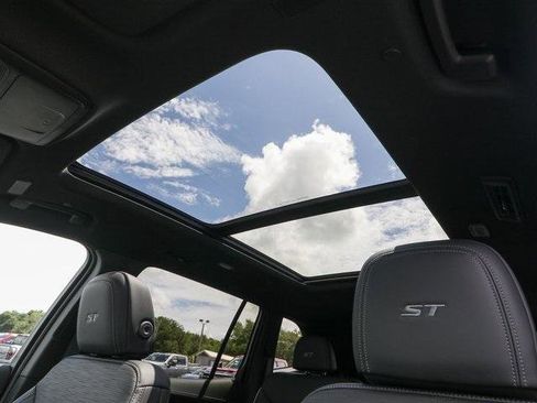 New 2025 Buick Enclave Sport Touring w/ Power Package image 21