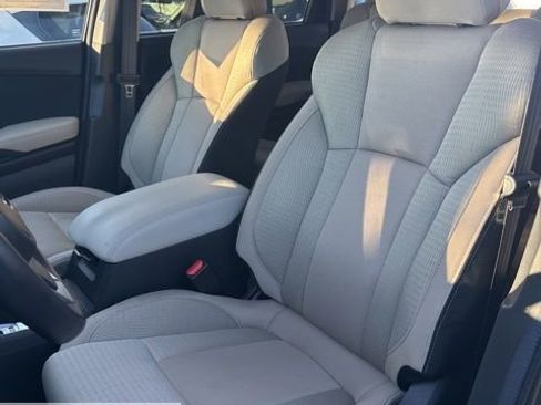 Certified 2024 Subaru Ascent Premium w/ Convenience Package image 32