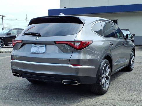 Certified 2024 Acura MDX SH-AWD w/ Technology Package image 7