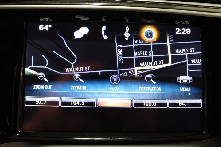 Used 2017 Buick Envision Essence FWD image 4