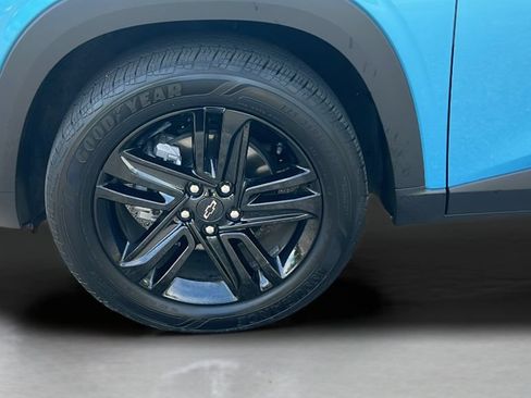 Used 2025 Chevrolet Trax ACTIV w/ Driver Confidence Package FWD image 24