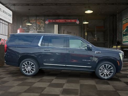 New 2026 GMC Yukon XL Denali w/ Sun & Power Step Package AWD/4WD image 21