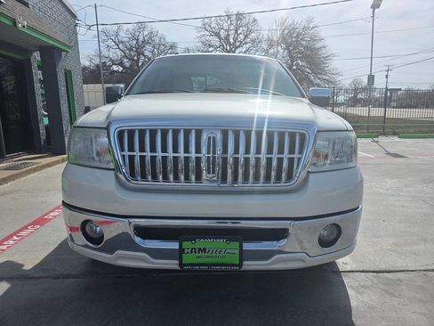 Used 2008 Lincoln Mark LT 2WD image 8