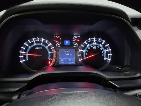 Certified 2019 Toyota 4Runner TRD Off-Road image 20